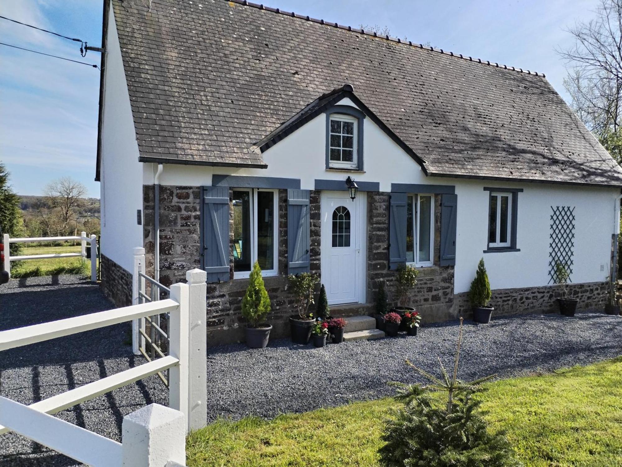 La Croix Douillet Vila Gavray-sur-Sienne Exterior foto